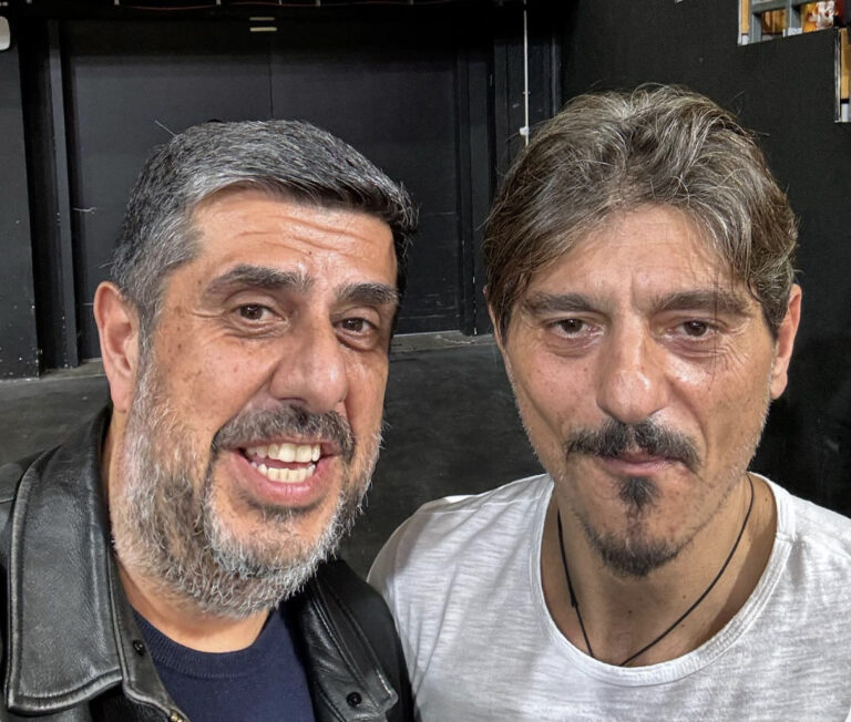 Ο ΛΕΥΚΑΡΙΤΗΣ…