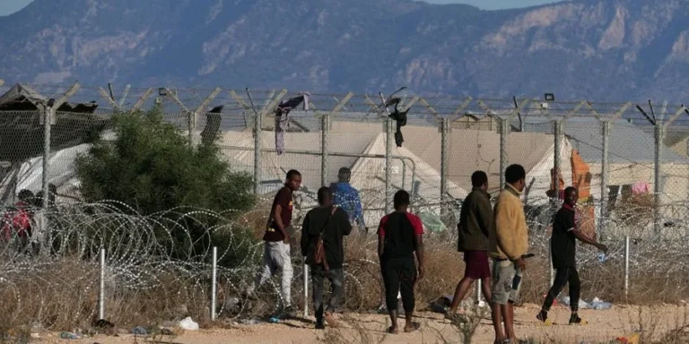 ΥΠΕΣ: Εάν δεν έχουμε αποτέλεσμα το επόμενο 10ημερο, έρχονται νέα μέτρα