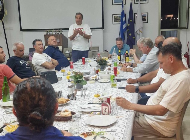 Γιόρτασαν το πρώτο κύπελλο στην ιστορία της ΑΕΚ! (ΦΩΤΟΡΕΠΟΡΤΑΖ)