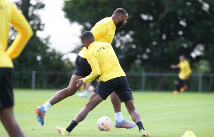 aek athinon