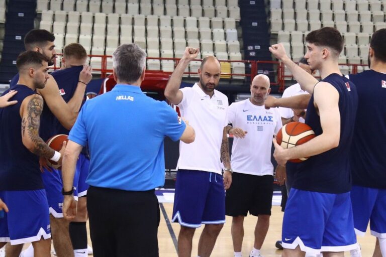 Το επιτελείο του Βασίλη Σπανούλη ενόψει του Προολυμπιακού του ΣΕΦ!