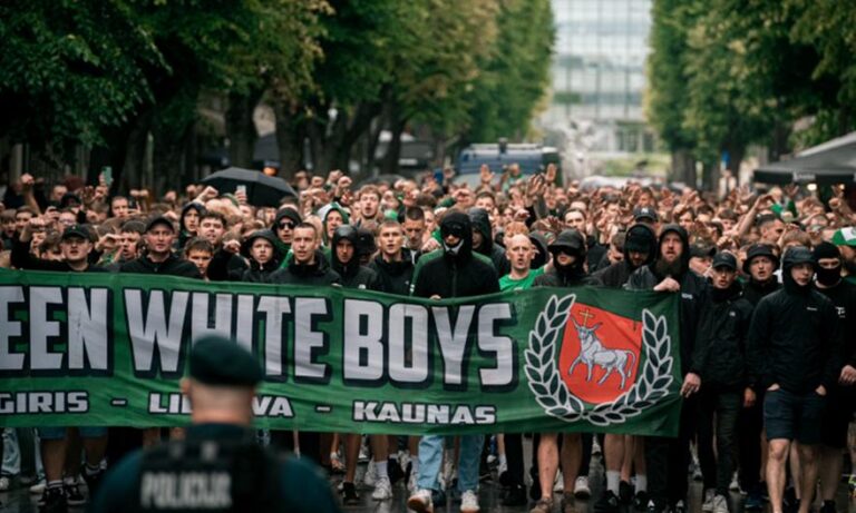 Απίστευτες εικόνες στο Κάουνας: Χιλιάδες φίλοι της Ζάλγκιρις πηγαίνουν πορεία προς το γήπεδο για το Game 3 των τελικών!