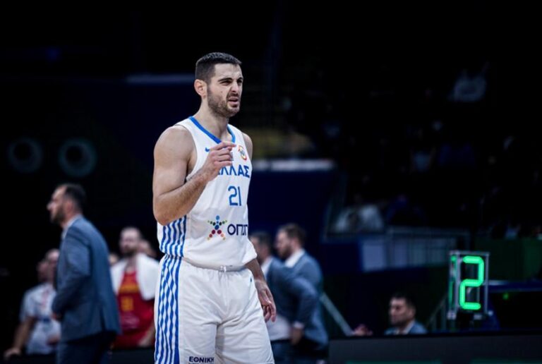 Αμφίβολος για το Προολυμπιακό ο Παπαπέτρου!