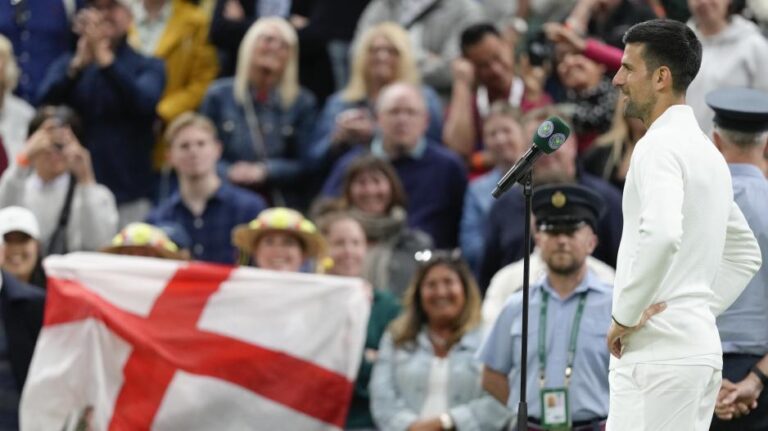 Πανηγύρισαν -και- στο κεντρικό κορτ του Wimbledon την πρόκριση της Αγγλίας (ΒΙΝΤΕΟ)