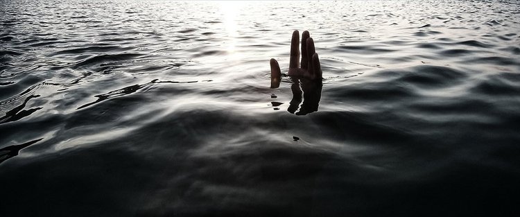 Υγρός τάφος η θάλασσα για 436 άτομα σε διάστημα 19 ετών-Περίπου 30 θάνατοι τον χρόνο από πνιγμούς