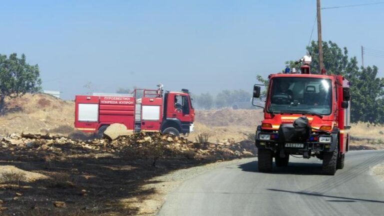 Υπό έλεγχο οι πυρκαγιές στην Επ. Λεμεσού, παραμένει ο κίνδυνος αναζωπυρώσεων…