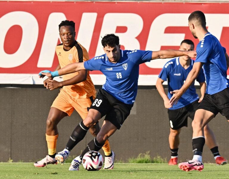 ΚΑΡΜΙΩΤΙΣΣΑ 2-1 ΟΜΟΝΟΙΑ ΑΡ.: Με πρωταγωνιστή τον Σμίλιανιτς! (ΦΩΤΟΣ)