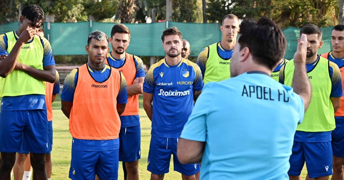 Στον πάγκο ο Κοσταντίνοφ, με τρεις αλλαγές η 11άδα του ΑΠΟΕΛ!