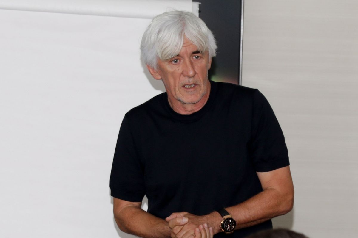 Η πωρωτική ομιλία του Γιοβάνοβιτς: «Είμαι κι εγώ Έλληνας, σας πιστεύω πολύ…»