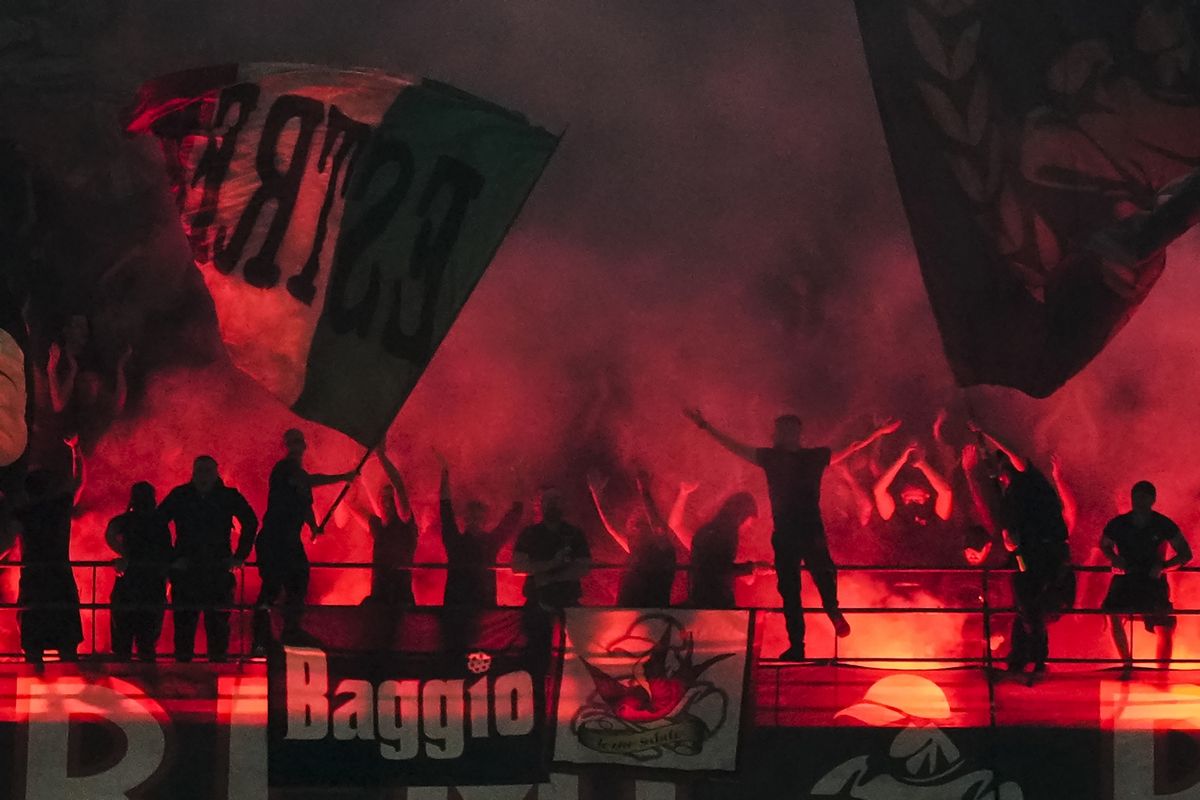 Στη φυλακή 16 οργανωμένοι οπαδοί των Μίλαν και Ίντερ για σύνδεση με τη Μαφία!