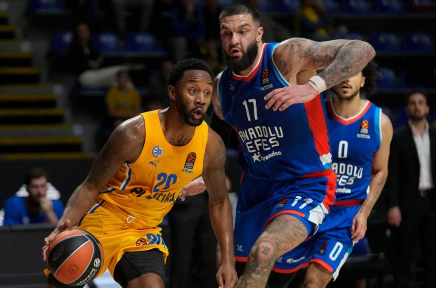 ΜΑΚΑΜΠΙ 93-91 ΕΦΕΣ: Με…ήρωα τον Λι!