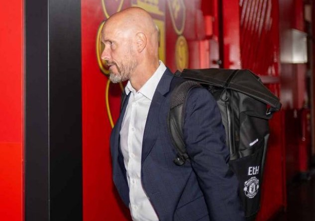 «Περιμένουν την απόλυση Τεν Χαγκ στ’ αποδυτήρια της Γιουνάιτεντ»! (ΦΩΤΟ-ΒΙΝΤΕΟ)