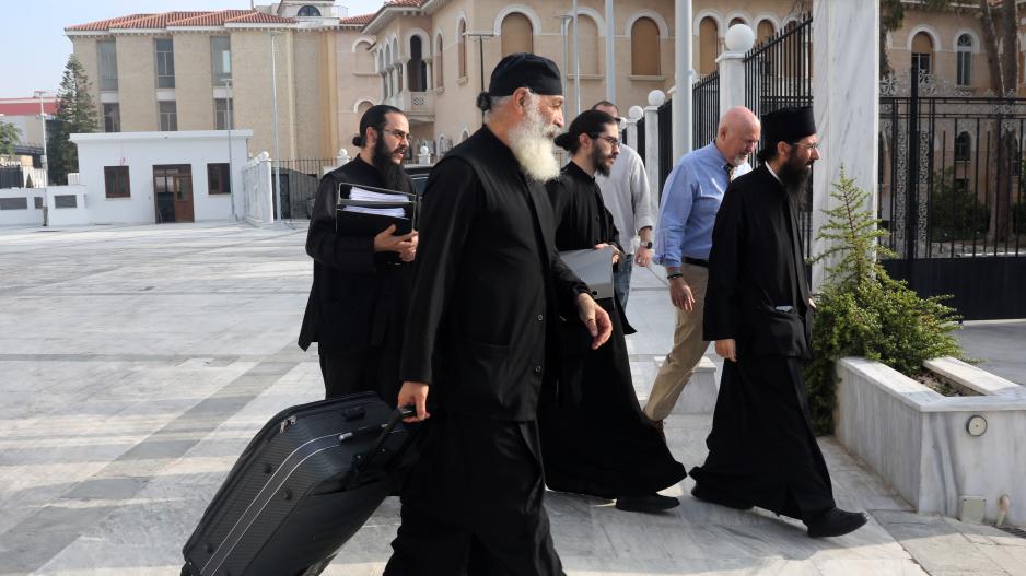 Kαθαίρεση μοναχών της μονής Αββακούμ αποφάσισε το Συνοδικό!