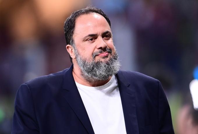 Νότιγχαμ Φόρεστ: Πανηγύρισε με τους παίκτες στη φυσούνα ο Μαρινάκης