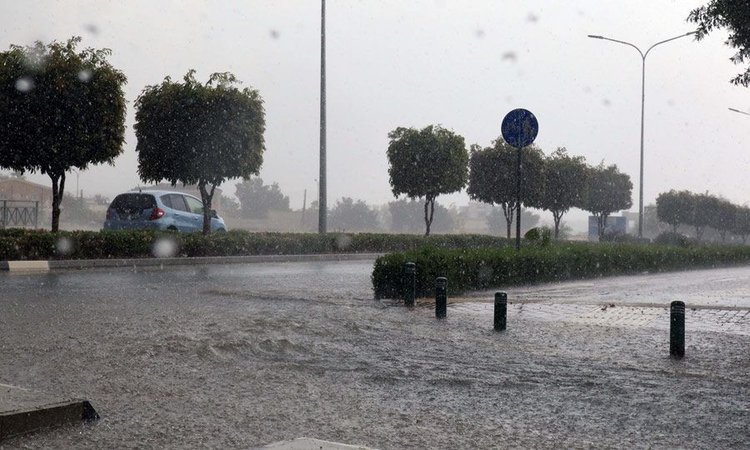 Σε ρυθμούς βροχών και καταιγίδων παραμένει ο καιρός-Νέα κίτρινη προειδοποίηση